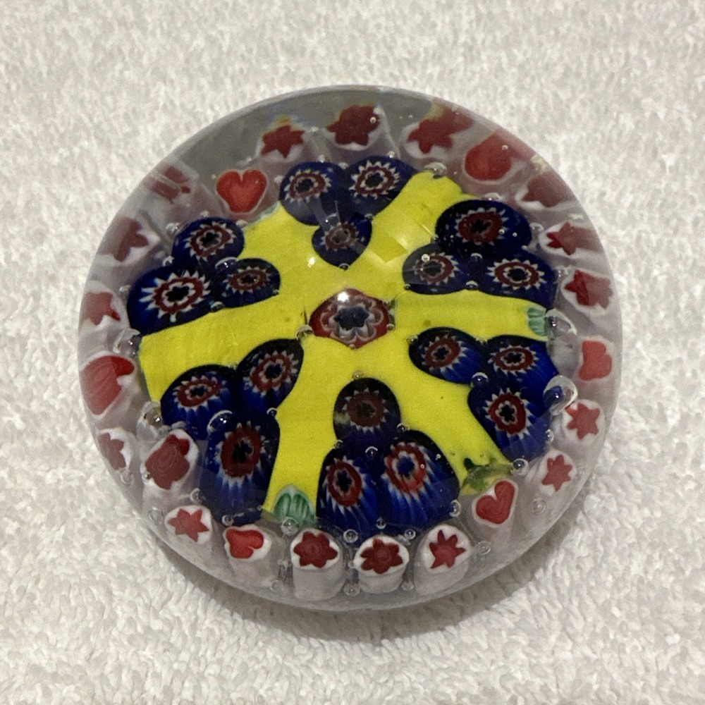 Art Deco Glass‎ Paperweight 2x2.5" Millefiori Style Multi Blue Flower w/ Yellow
